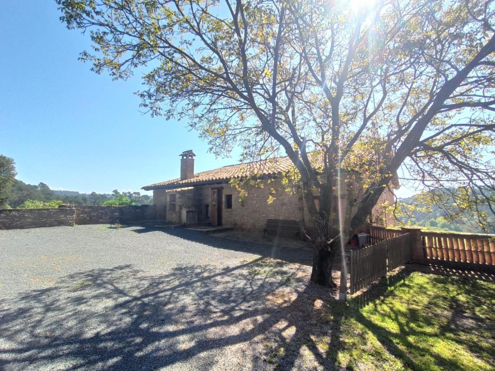 Santa Eulalia de Ríuprimer La Torre Del Vilar מראה חיצוני תמונה